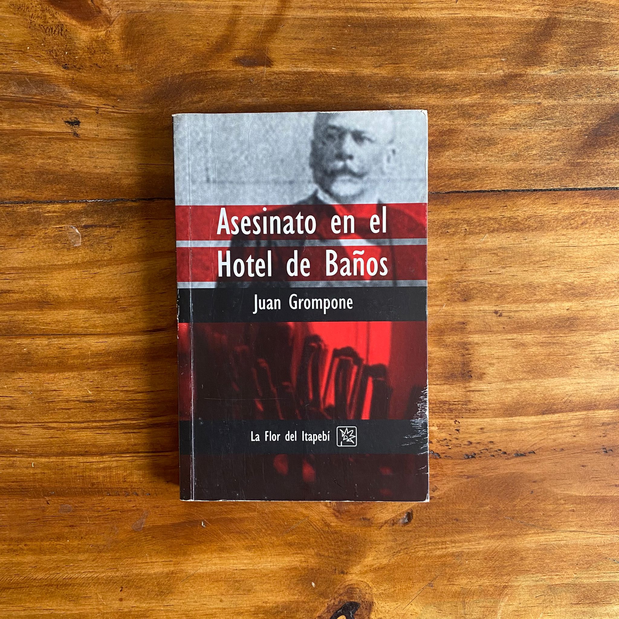 Asesinato en el Hotel de Baños