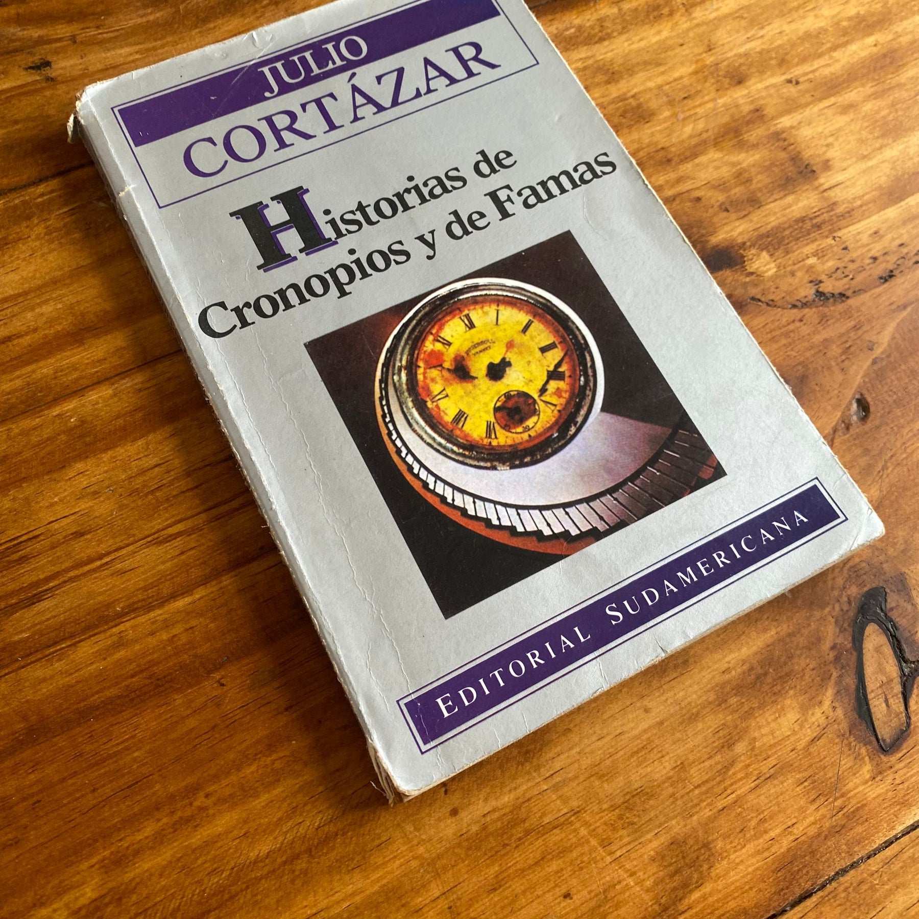 Historias de cronopios y de famas