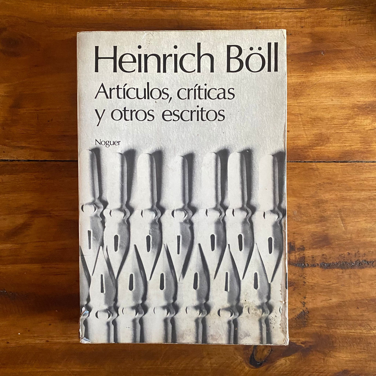 Artículos, críticas y otros escritos