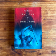 Ángeles y demonios