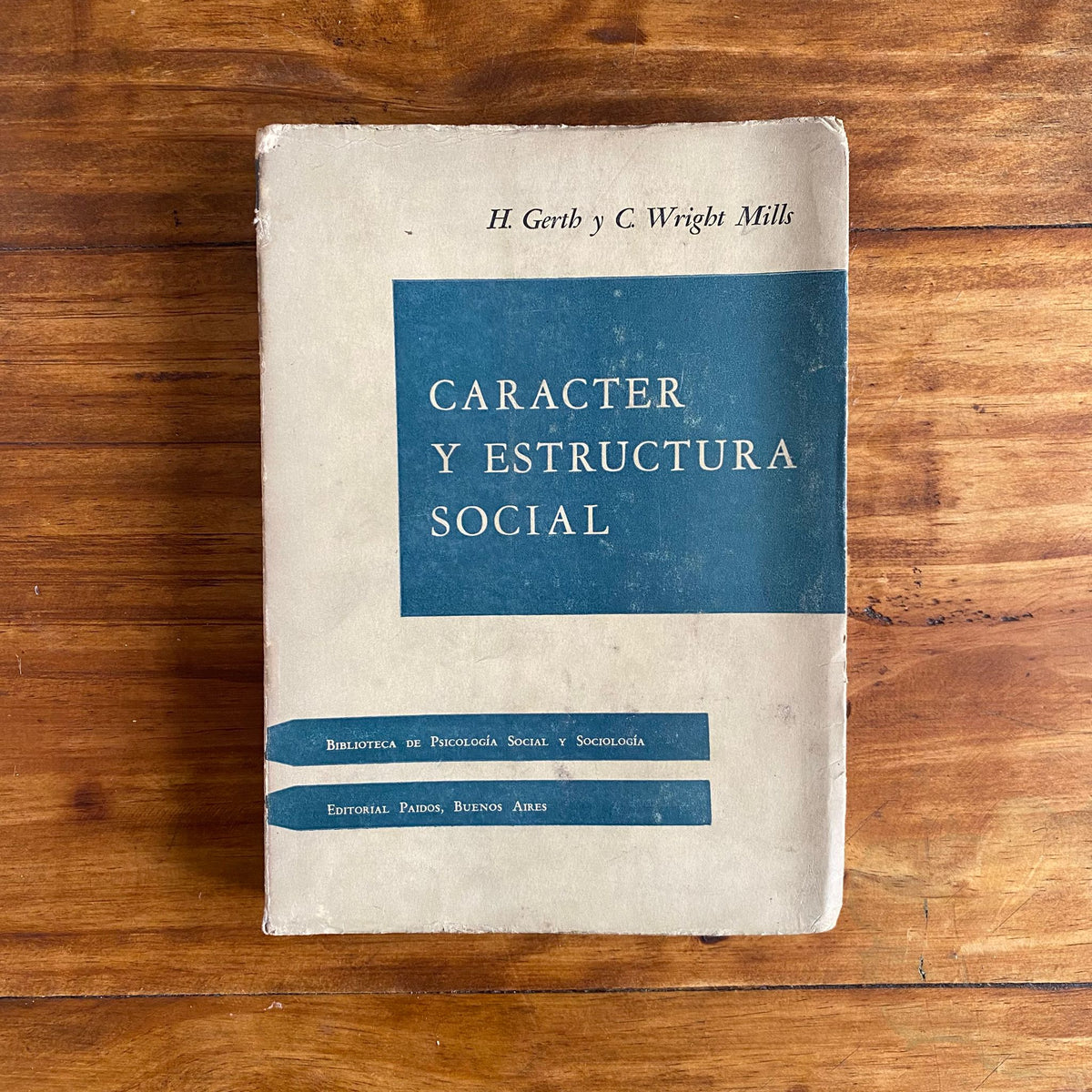 Carácter y estructura social